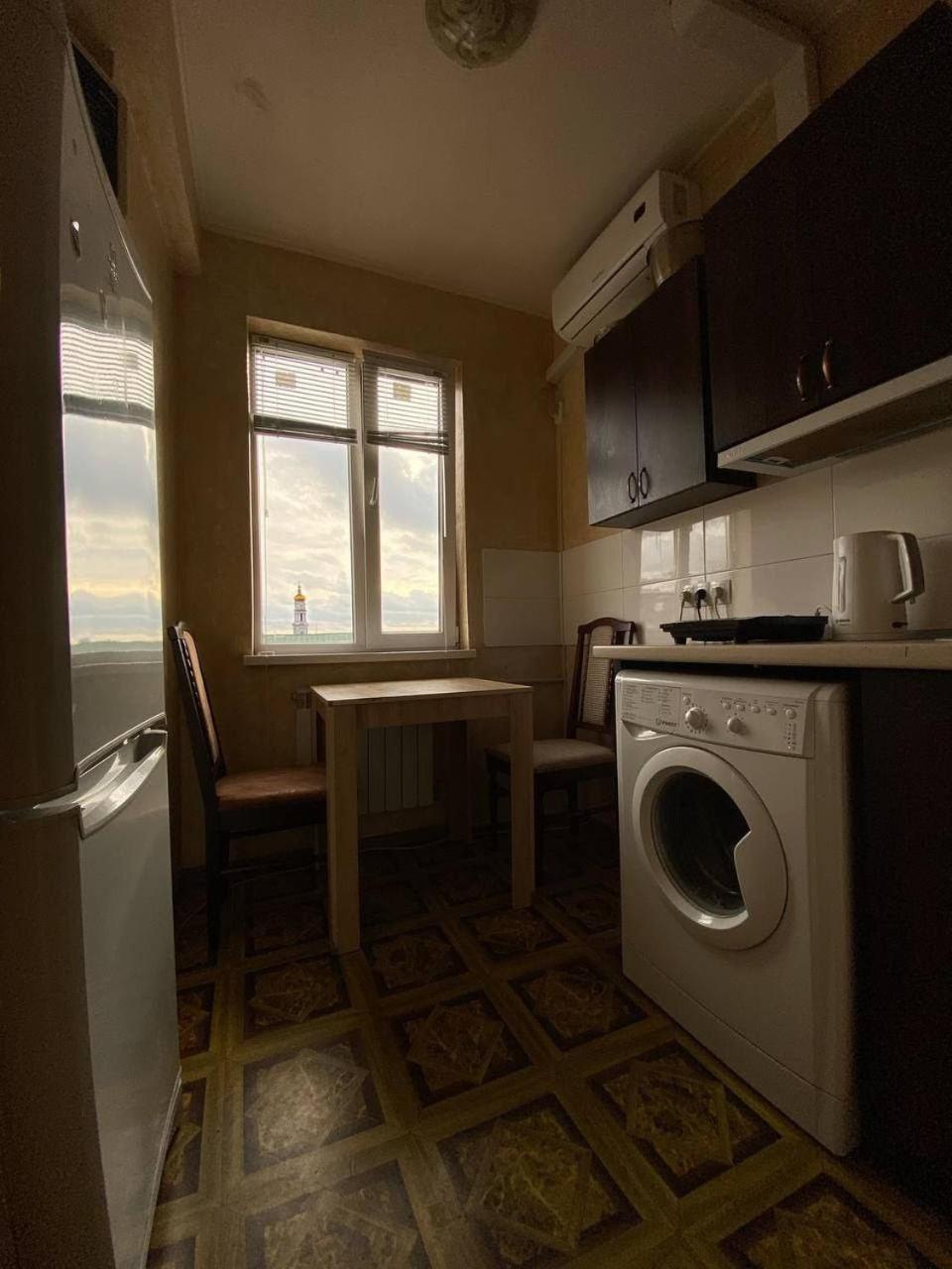 Suto4ki Grand Smart Apartment Kharkiv